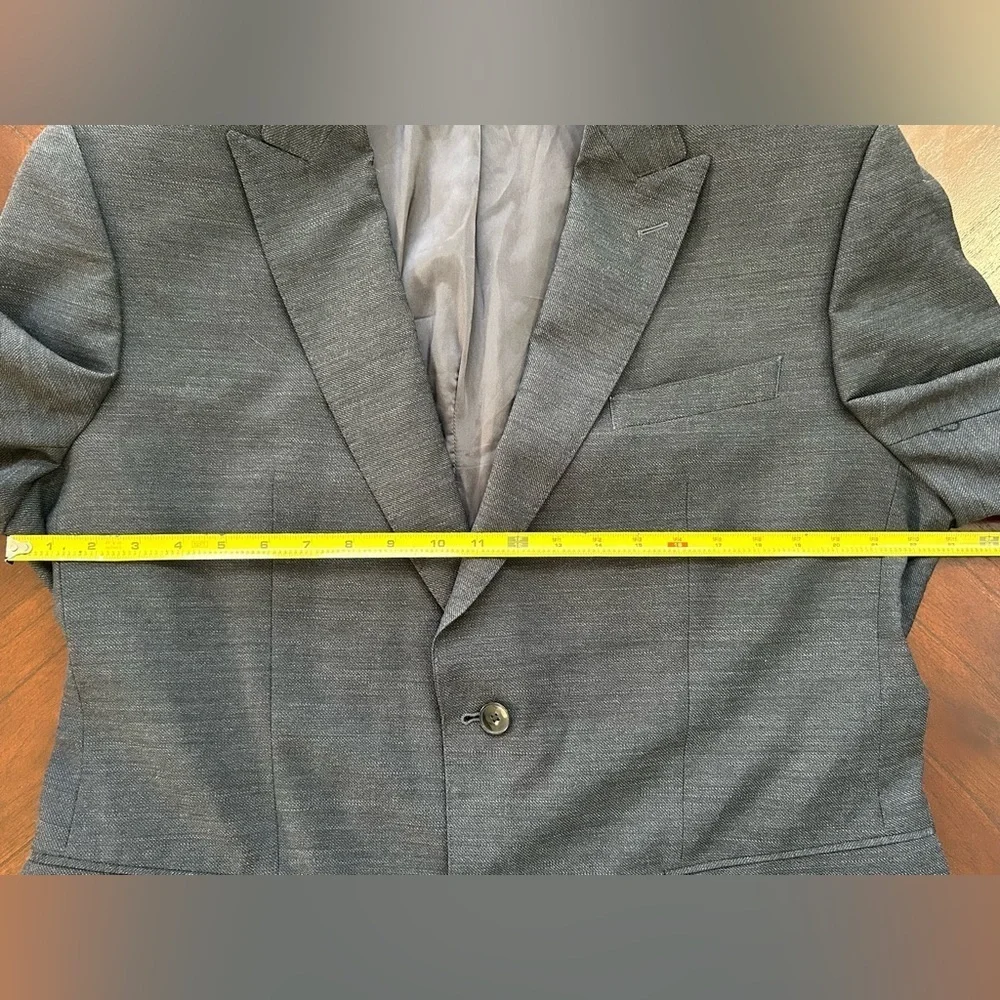 Men's Classic Black Blazer size 48R slim fit
